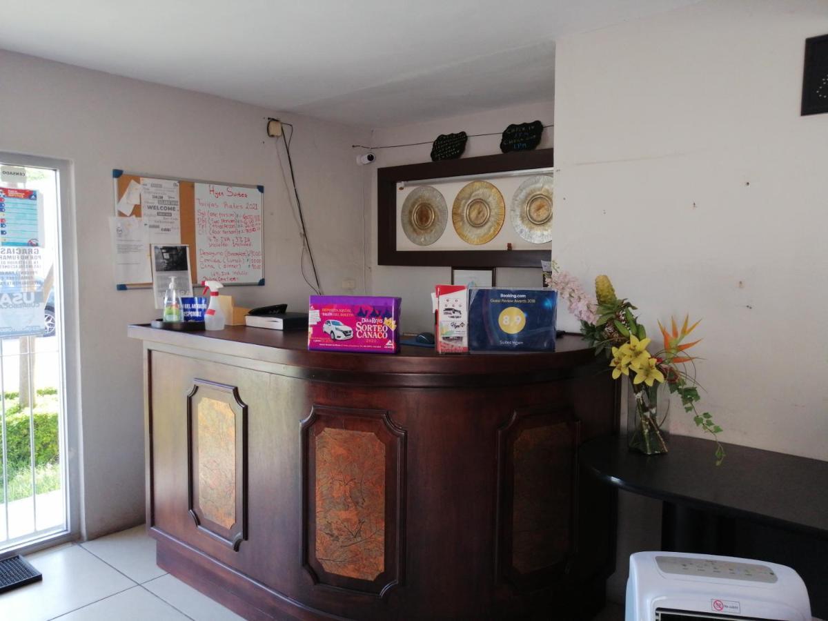 Hgen Rooms & Suites Los Mochis Eksteriør billede