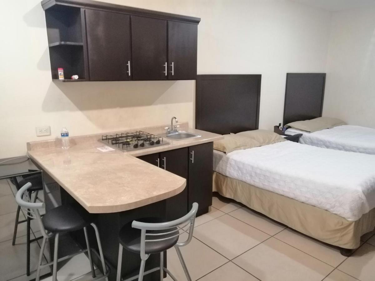 Hgen Rooms & Suites Los Mochis Eksteriør billede