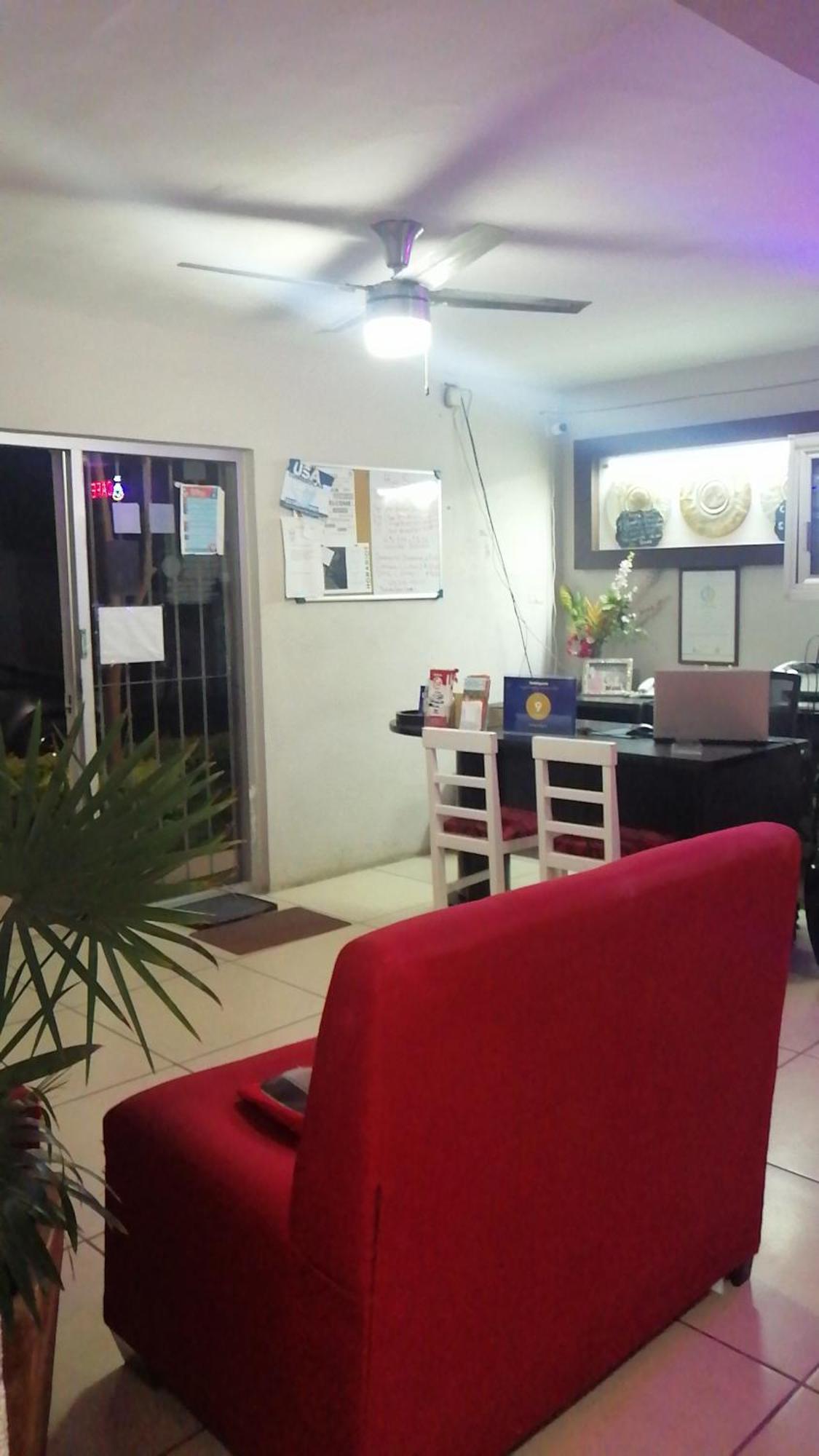 Hgen Rooms & Suites Los Mochis Værelse billede