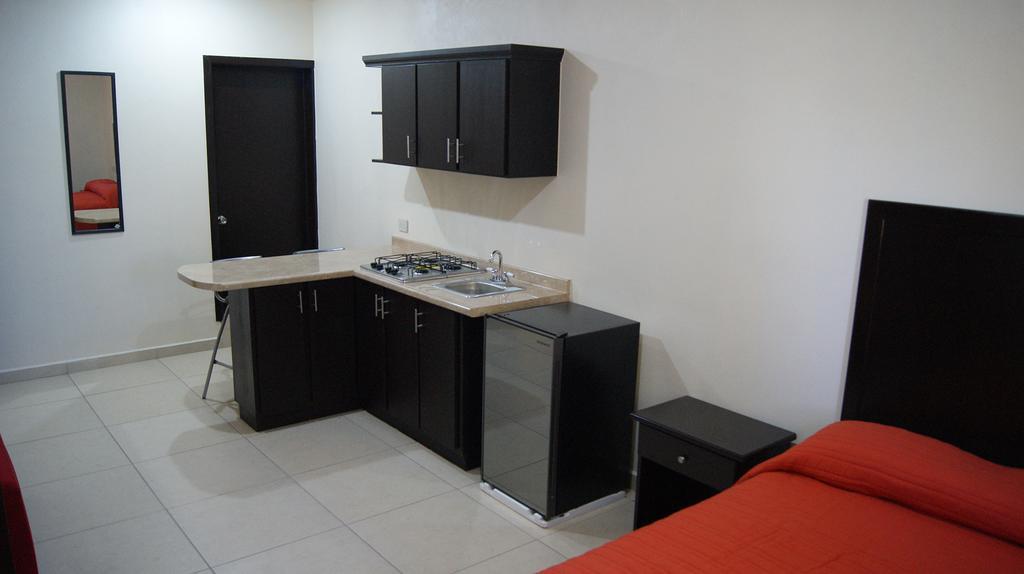 Hgen Rooms & Suites Los Mochis Eksteriør billede