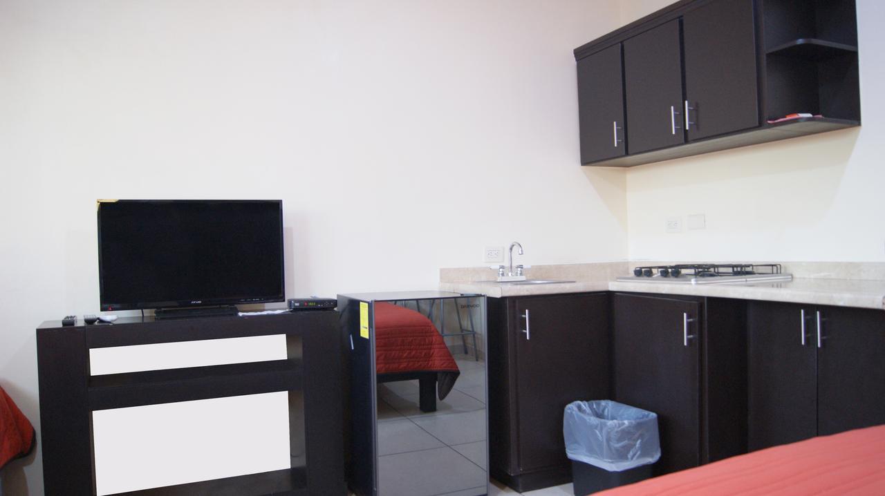 Hgen Rooms & Suites Los Mochis Eksteriør billede