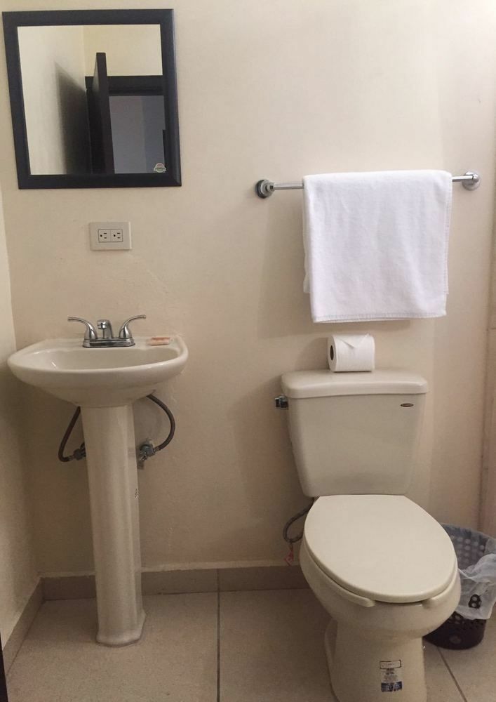 Hgen Rooms & Suites Los Mochis Eksteriør billede